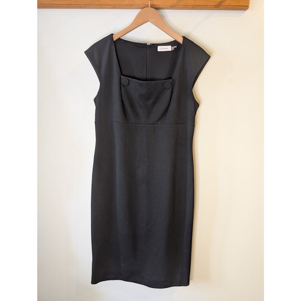 Calvin Klein Black Sheath Dress Size 8 Cap Sleeve Button Detail Office Cocktail